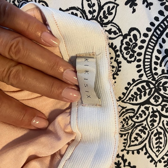 KIKISIX two piece pale pink sparkly set. Size small! - Picture 3 of 15